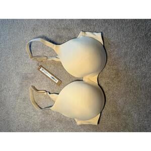 Skims Smoothing Intimates Full Coverage Lightly Lined Bra Color Sand Size 32C